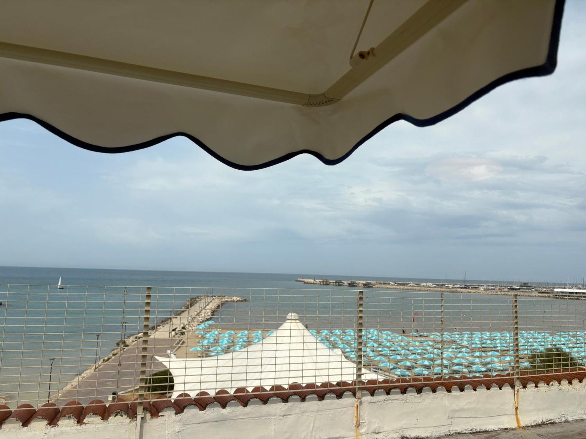 Hotel Excelsior Fano Exterior foto